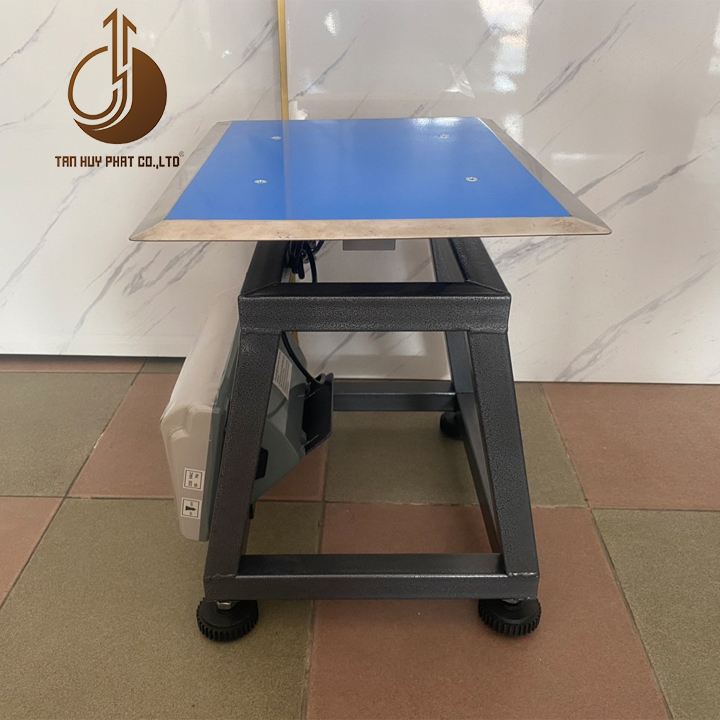 Cân Điện Tử Tính Tiền Vibra FPD-30X40CM