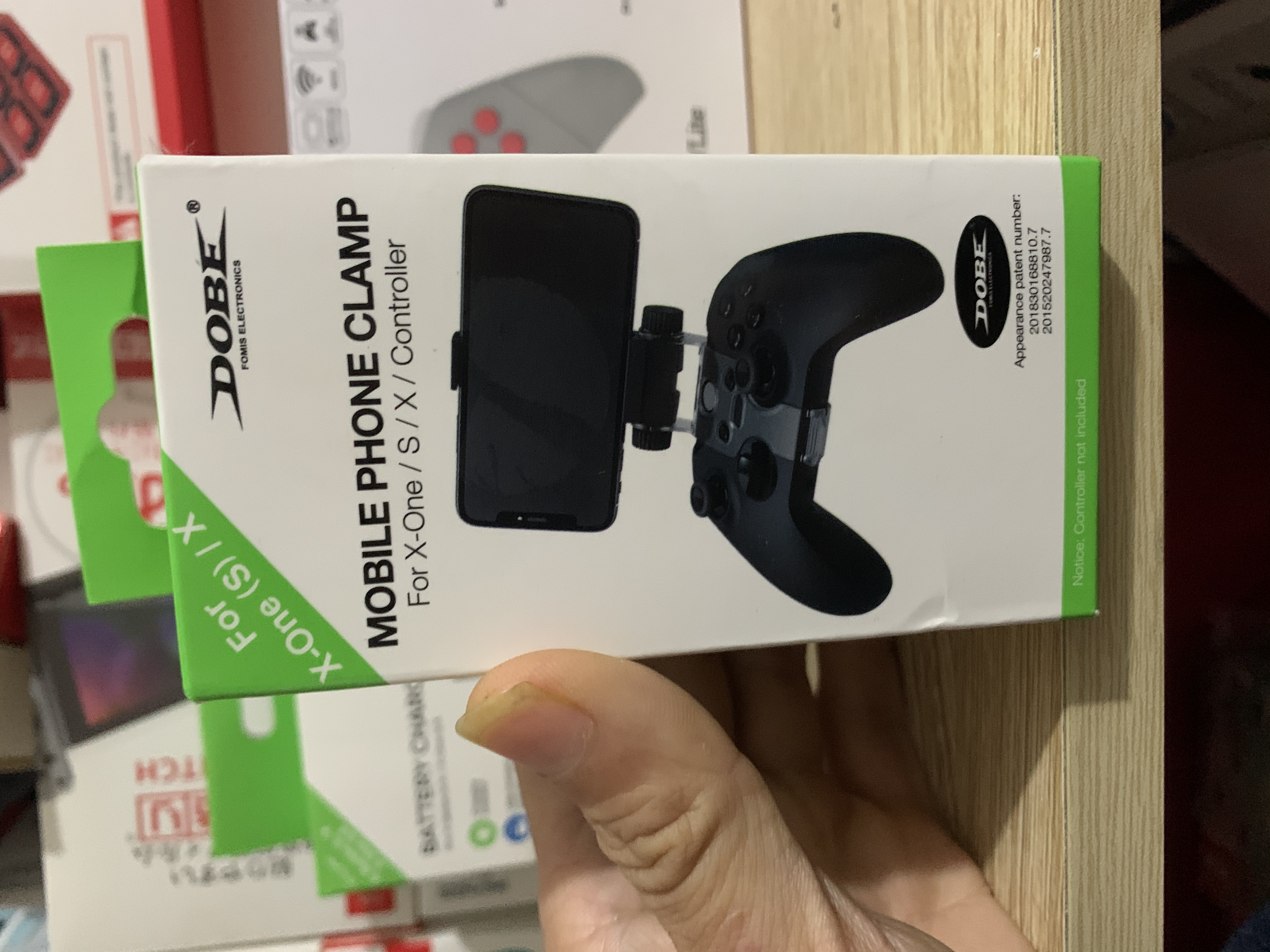 Kẹp nhựa tay XboxOne và Xbox One S với điện thoại mobile clamp