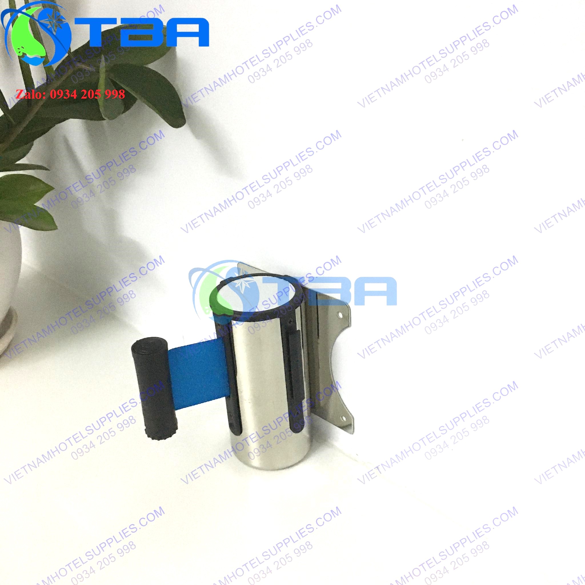 Trụ chắn inox 2m gắn tường màu xanh dương nhập khẩu cao cấp