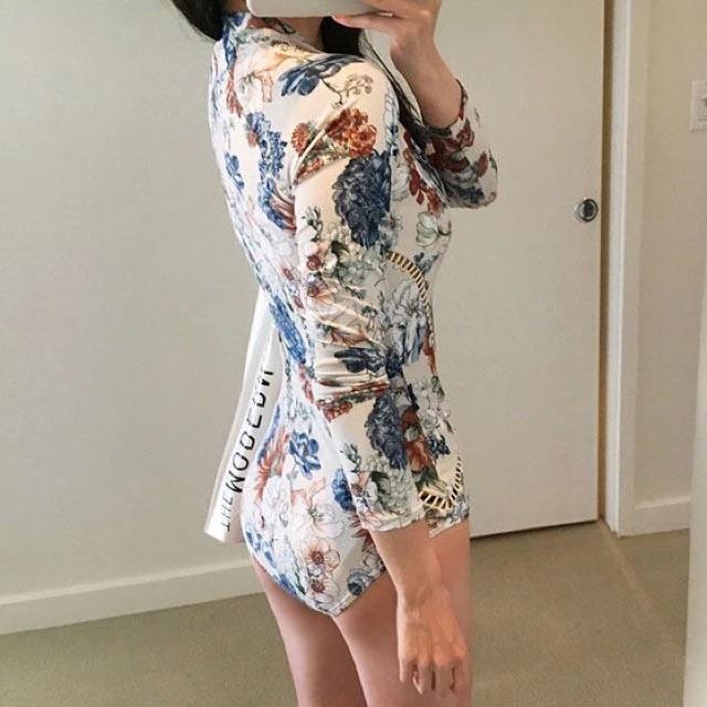 Bikini tay dài hoa lá khoá kéo