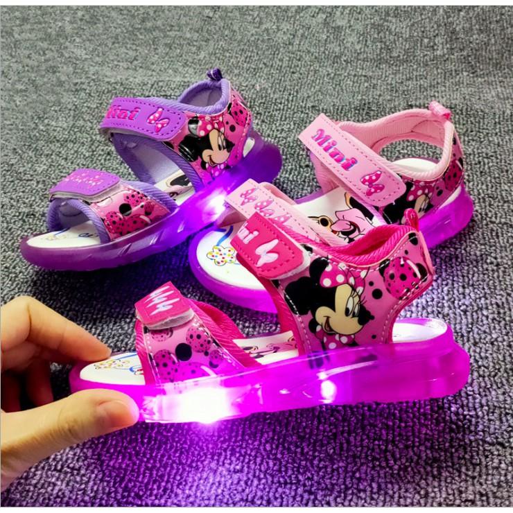 Giày sandal Elsa, Hello Kitty, Mickey bé gái có đèn led từ 1 - 7 tuổi