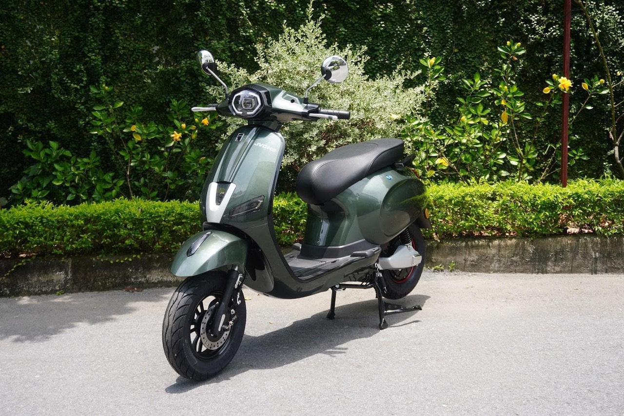 XE MÁY ĐIỆN JVC VESPA PLATINUM