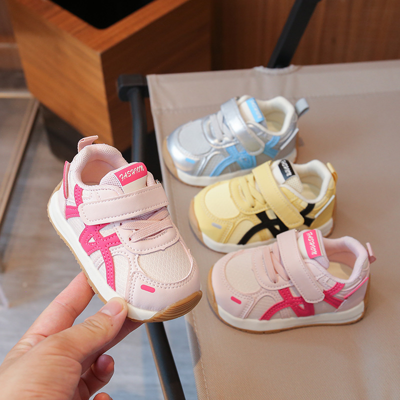 Giày thể thao cho bé phong cách dễ thương – GTE9177