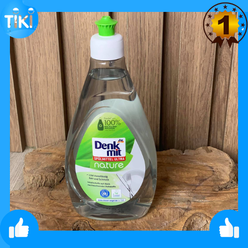 Nước rửa bát Denkmit 500ml hương thiên nhiên chứa chât béo hòa tan dầu mỡ cứng đầu, pH trung tính bảo vệ da tay.