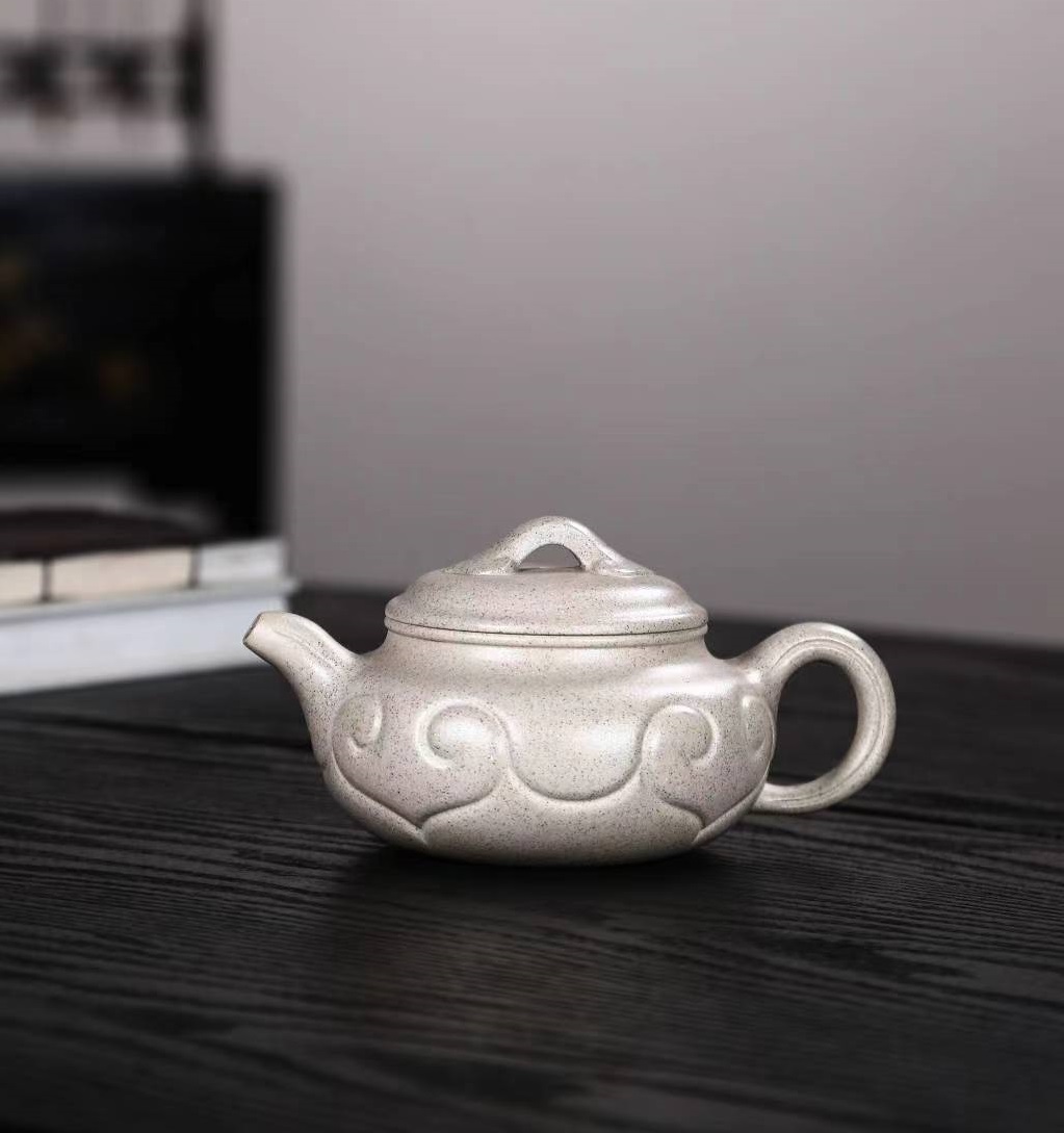 Ấm Tử Sa Nghi Hưng Phỏng Cổ Như Ý 280 ml