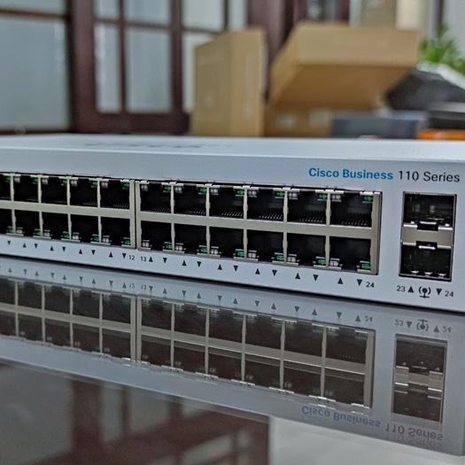 Thiết bị chia mạng Switch  CBS110-24T-EU 24- Port GE, 2SFP