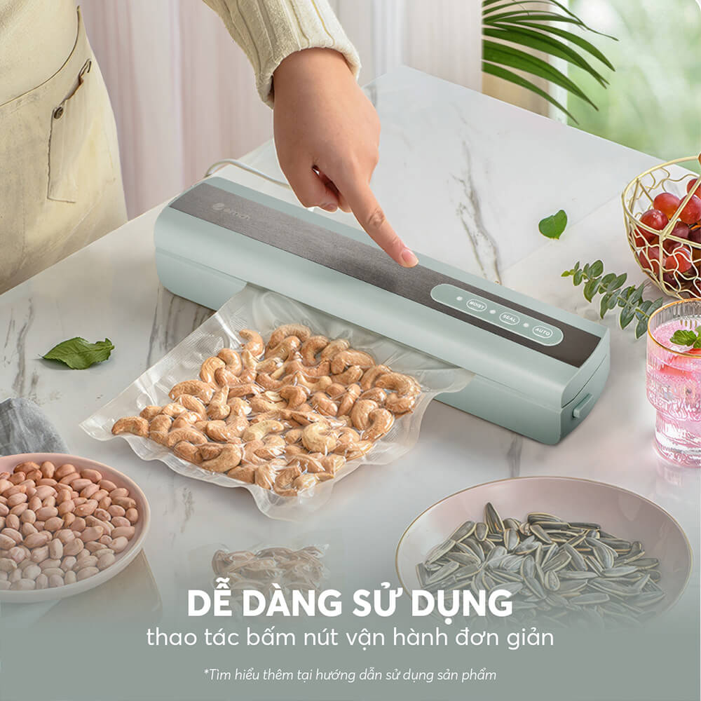 Máy hút chân không gia đình Elmich VSE-8582, thiết kế nhỏ, gọn nhẹ, thuận tiện cất vào tủ bếp và di chuyển, thao tác đơn giản và có hút hộp riêng  - Hàng chính hãng