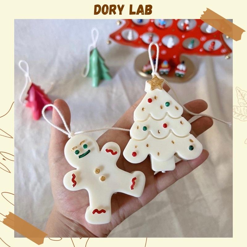 Combo Nến Giáng Sinh 2 Món Cây Thông và Bánh Gừng Kèm Hộp Quà Bã Mía - Dory Lab