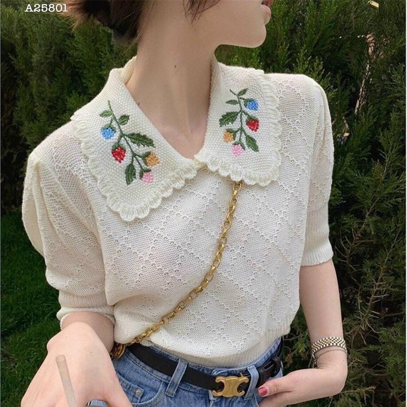 ÁO CROPTOP LEN CỔ BẺ THÊU HOA