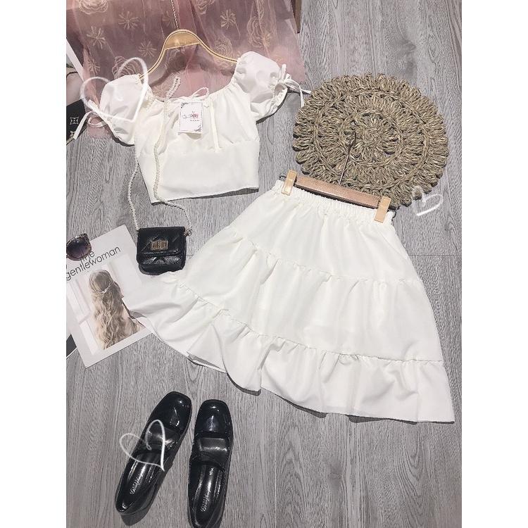 Bộ Áo Croptop Nữ Cổ Vuông Chân Váy Xòe Trắng