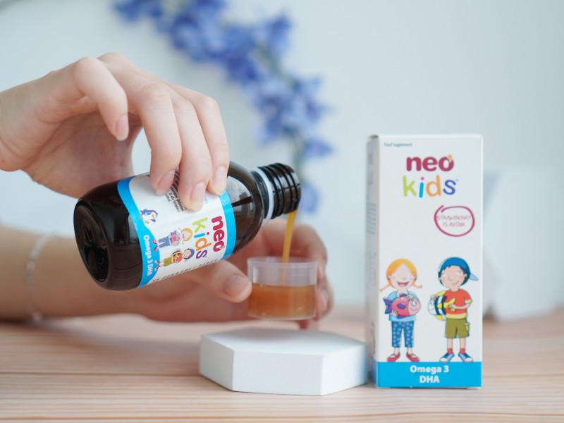 Siro NEO KIDS Omega 3 + DHA Vị Dâu Tây Thơm Ngon (Chai 150ml) - Nhập Khẩu Từ Châu Âu - Hỗ Trợ Phát Triển Trí Não, Tăng Cường Thị Lực 