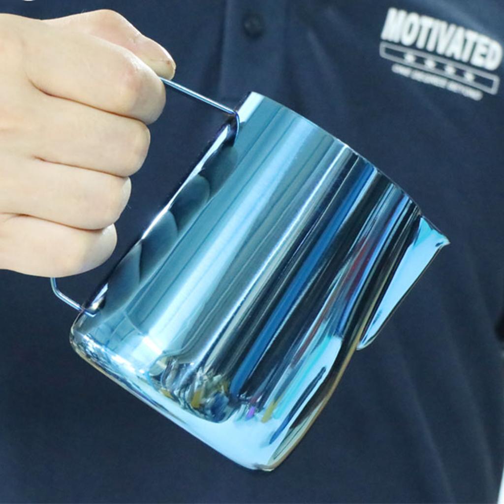 Milk Frothing Pitcher Jug, Stainless Steel, Suitable for Coffee, Latte and Frothing Milk, Coffee Milk Serving Jug for Kitchen Restaurant