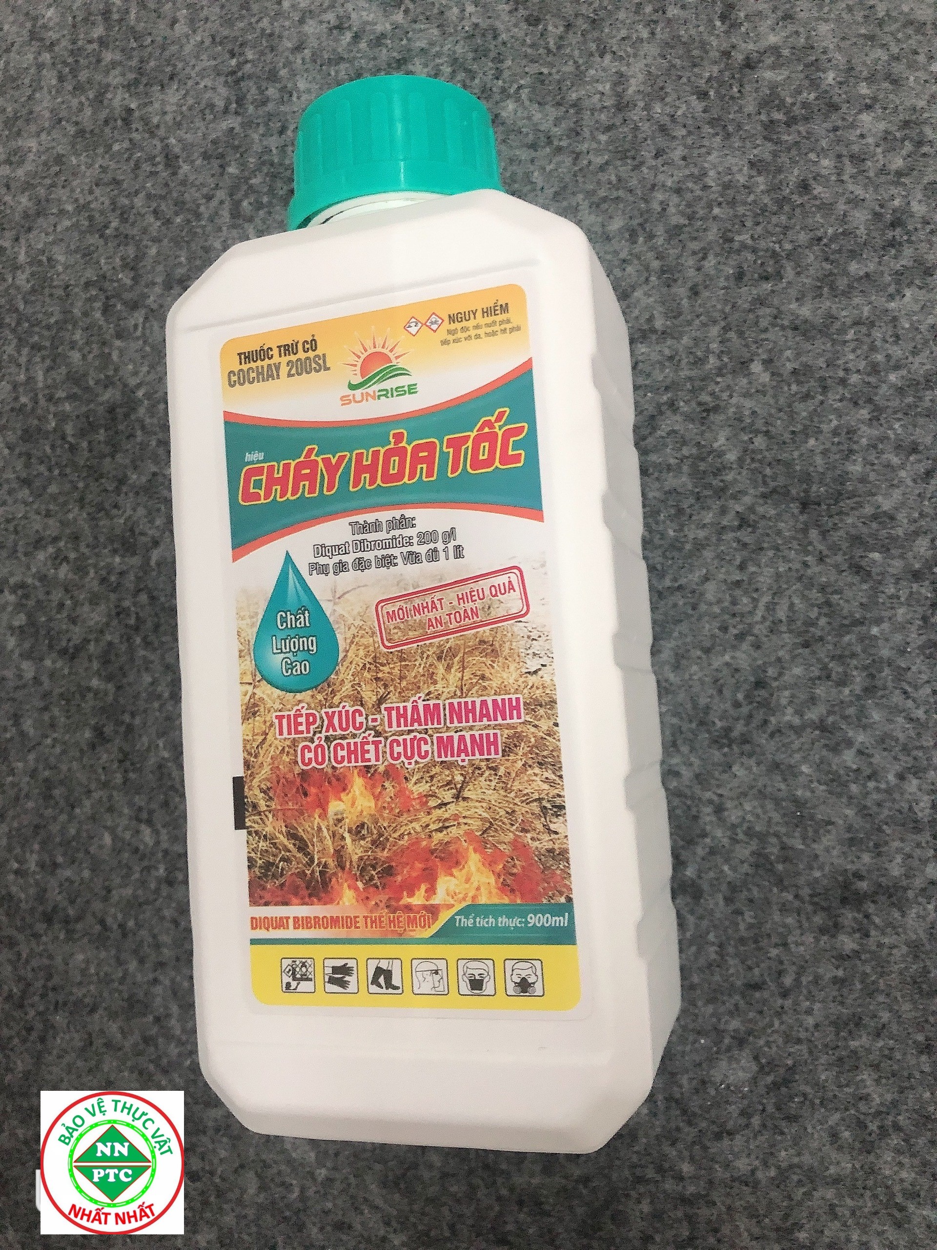 Thuốc trừ cỏ CoChay 200SL Cháy Hỏa Tốc 900ml