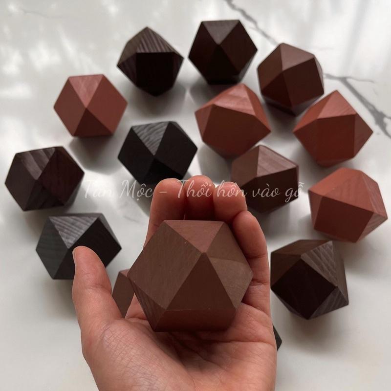 Tumi Ishi phiên bản NÂU