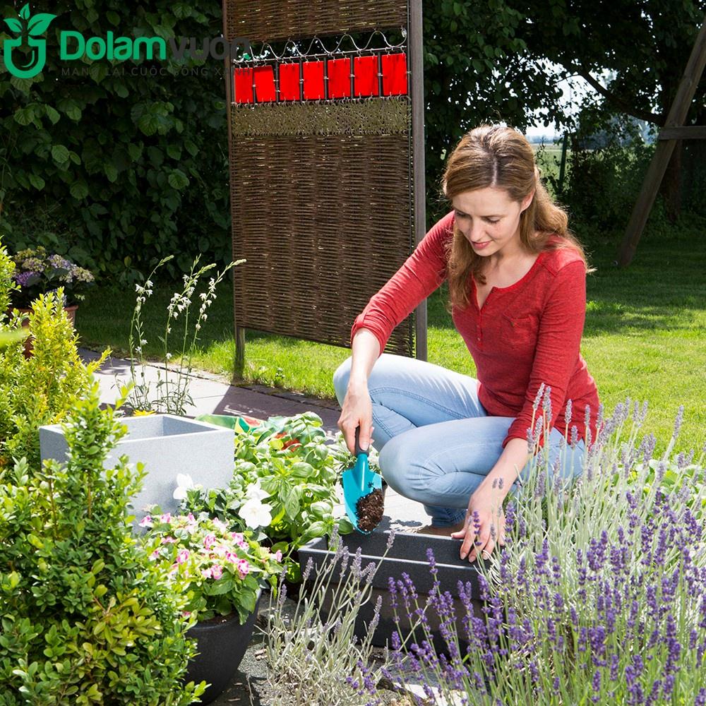 Xẻng làm vườn lưỡi rộng 8cm Gardena 08950-20