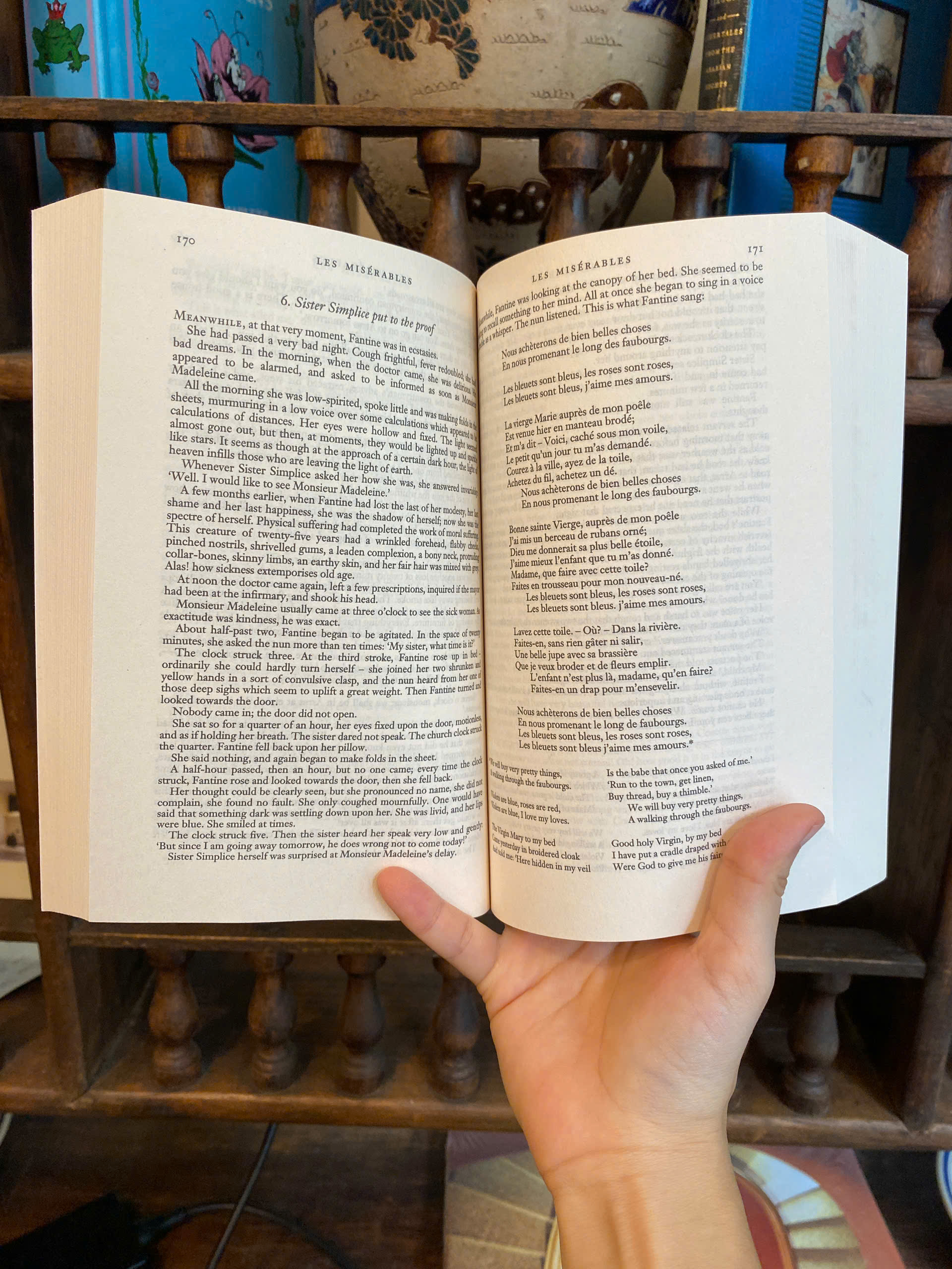 Sách - Les Misérables Volume One (Wordsworth Classics) by Victor Hugo - Văn Học Kinh Điển, Tiếng Anh