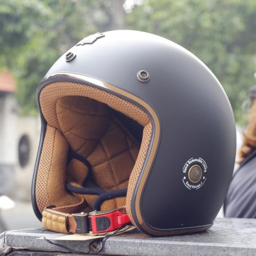 Mũ Bảo Hiểm 3/4 Đầu Royal M20C