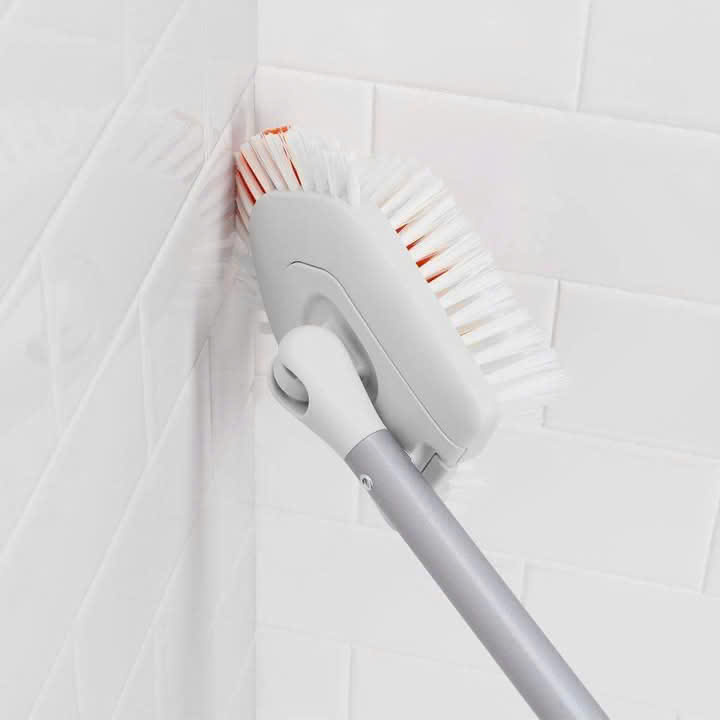 Chổi cọ bồn tắm &amp; tường gạch nhà vệ sinh Oxo Hàng chính hãng