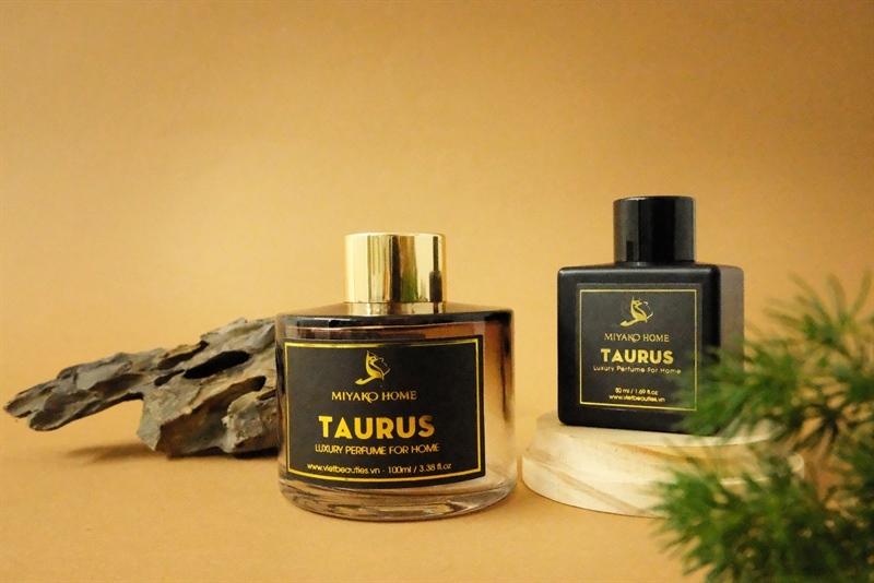 Tinh dầu nước hoa thơm phòng TAURUS - 100ml