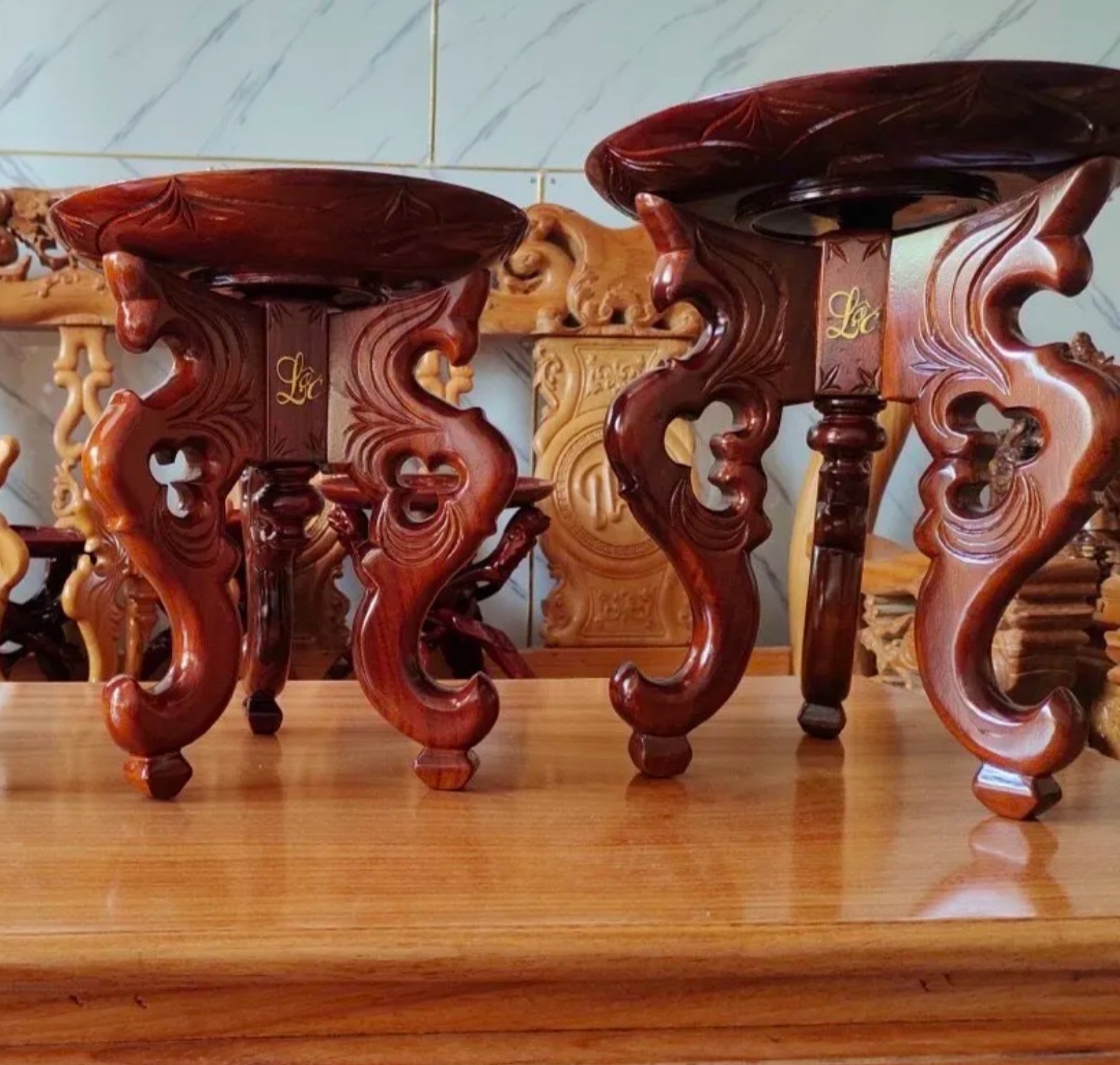 CHÒ GỖ TRÀM 3 CHÂN CHẠM HOẠ TIẾT + ĐĨA CHƯNG TRÁI CÂY BÀN THỜ