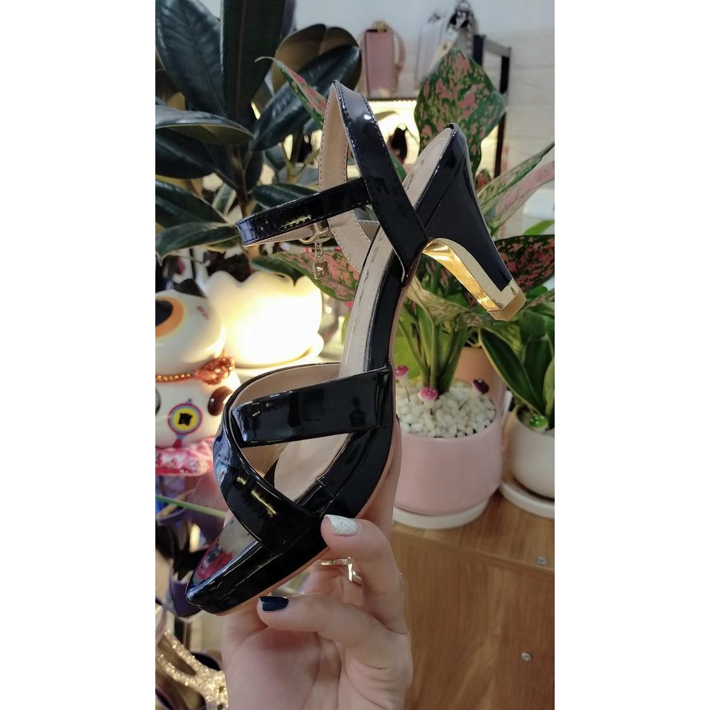 Sandal nữ quai chéo, da bóng cao cấp ROSATA RO386 - HÀNG VIỆT NAM - BKSTORE