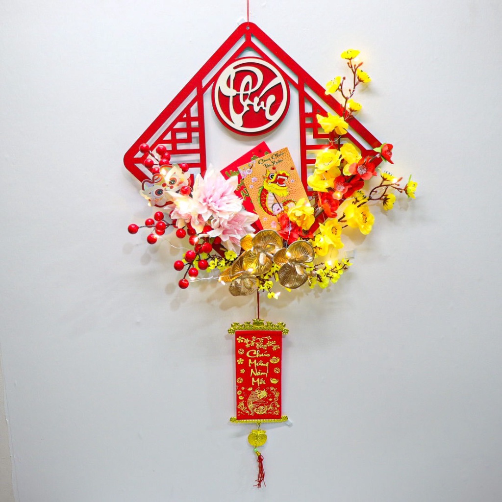 Vòng hoa tết H69, vòng quả đỏ hoa mai đào trang trí tặng kèm đèn