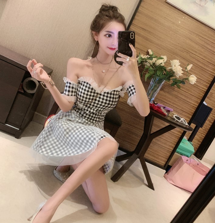 Đầm cúp ngực caro phối lưới Mã: DA5207 - ĐEN