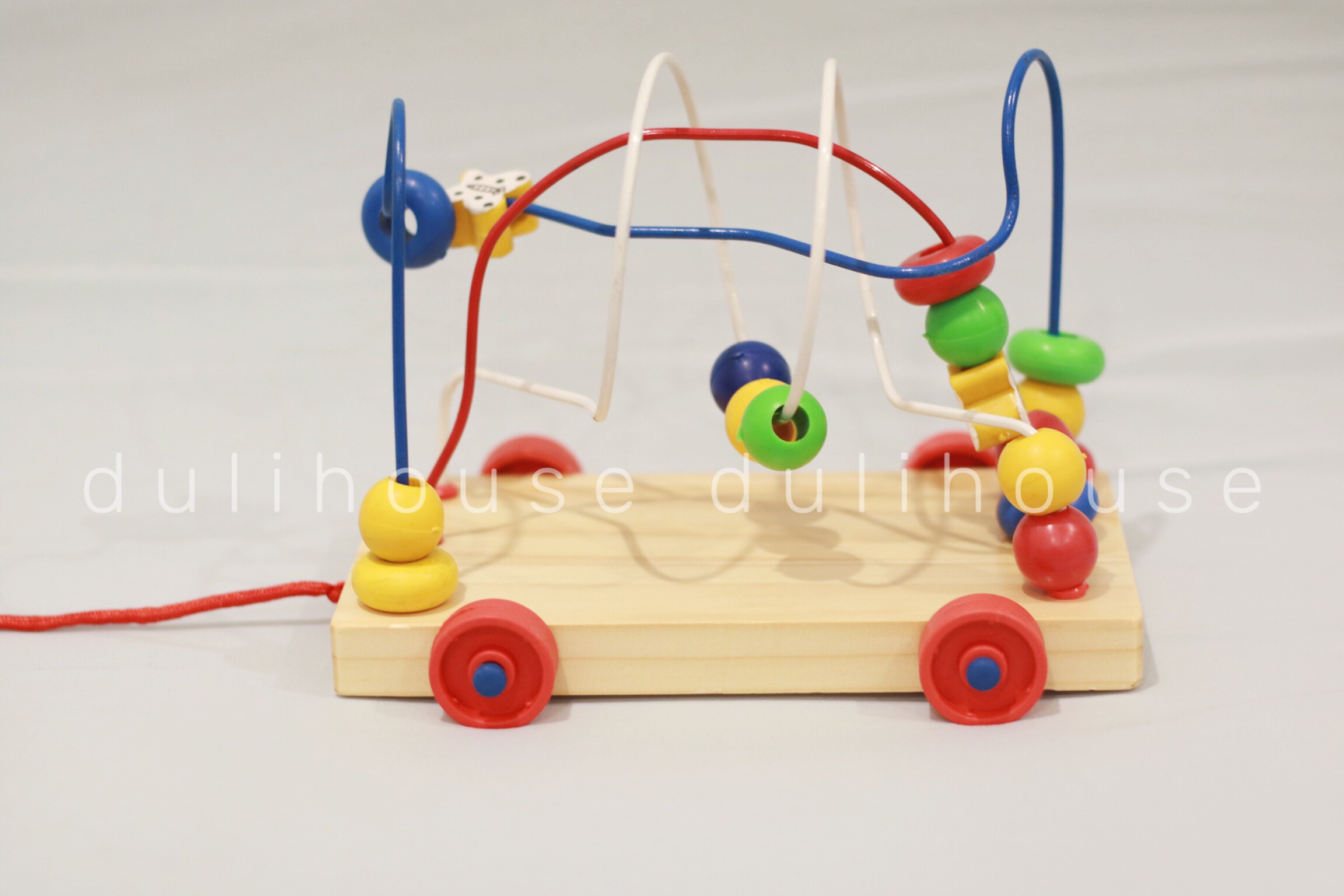 Đồ chơi gỗ cao cấp Xe luồn hạt loại nhỏ - Giúp bé làm quen màu sắc cơ bản, phát triển tư duy sáng tạo, tăng cường vận động