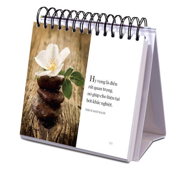 Sách 365 ngày Yêu Thương