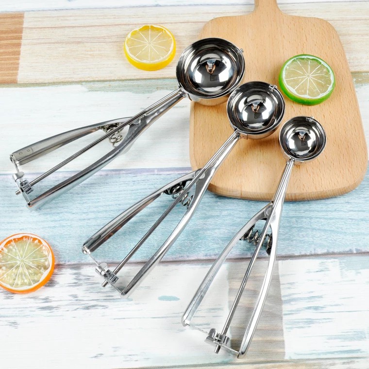 Dụng cụ múc kem bằng Inox 304 tiện dụng