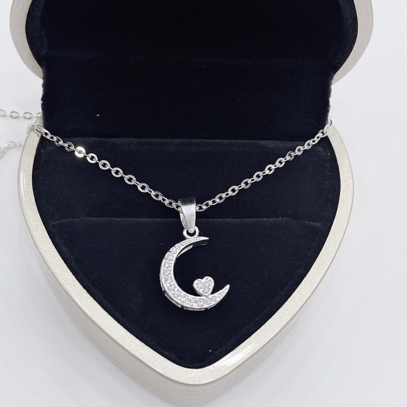 Dây chuyền bạc cao cấp mặt dây hình trăng khuyết cá tính, đơn giản dành cho nữ.