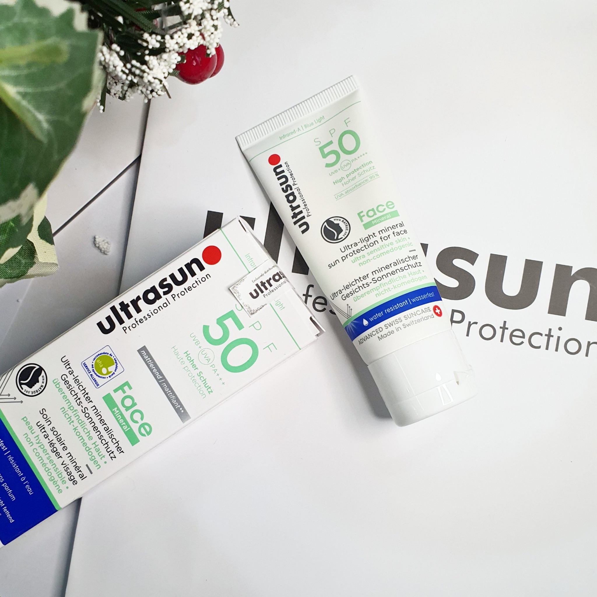 Kem Chống Nắng 4 Tác Động Chống Lại 4 Tia Ultrasun Face Anti Age &amp; Anti - Pigmentation SPF 50+ 40ml