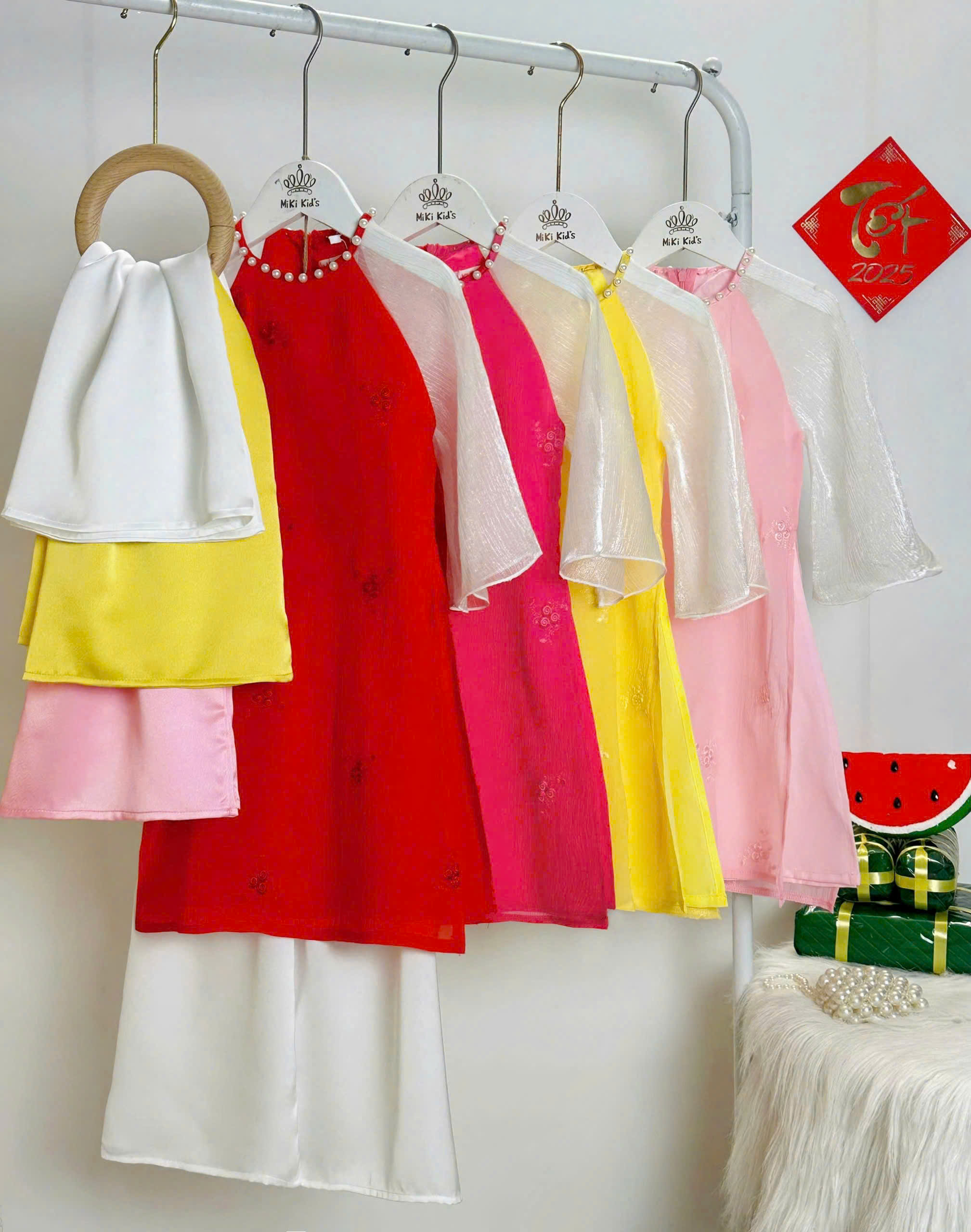 Áo dài cho bé gái mẫu Hoa thêu mùa xuân xinh xắn diện lễ tết năm mới từ 12-50kg hàng thiết kế cao cấp
