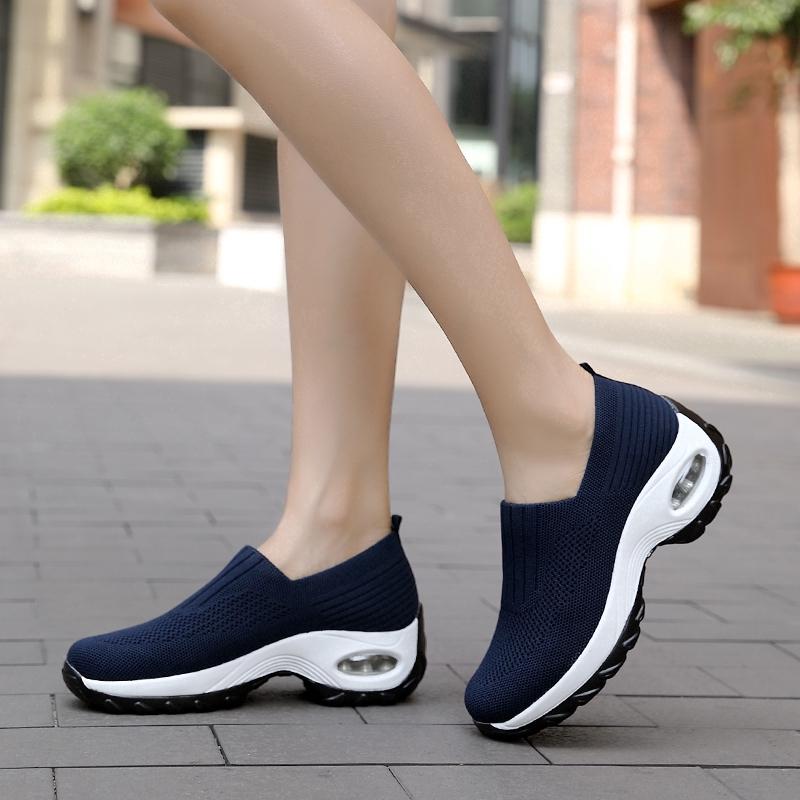 2020 Fashion women soft outdoor running sneakers casual breathable sport shoes