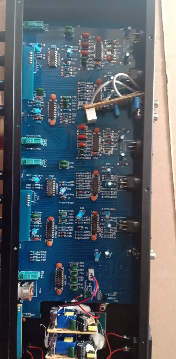 Máy nâng tiếng hát IDOL IP200 chính hãng 2