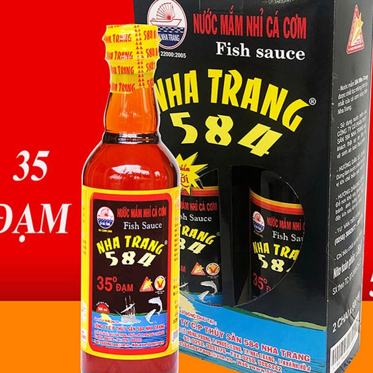 Hộp 2 chai Nước mắm Nhỉ Cá cơm 35 độ đạm - 584 Nha Trang-Chai PET - Chai 500ml, Date luôn mới.nhất