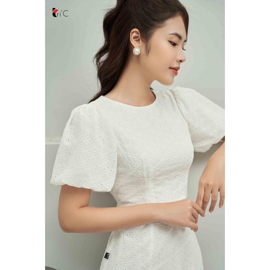 Đầm hoa thêu đục, tay bồng Tri'C Luxury A23221 Trắng