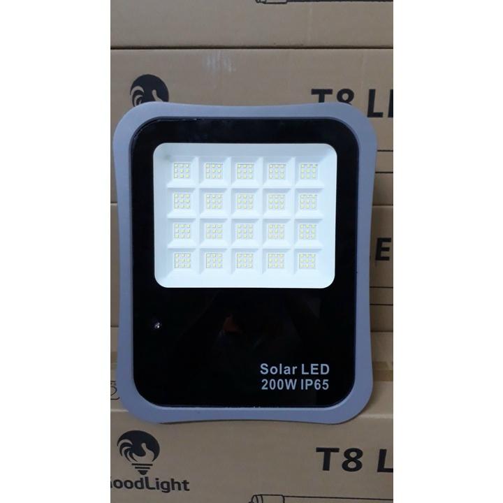 Đèn pha năng lượng mặt trời 100W NP10 chất lượng chính hãng 100% chiếu sáng ngoài trời, chiếu sáng sân vườn