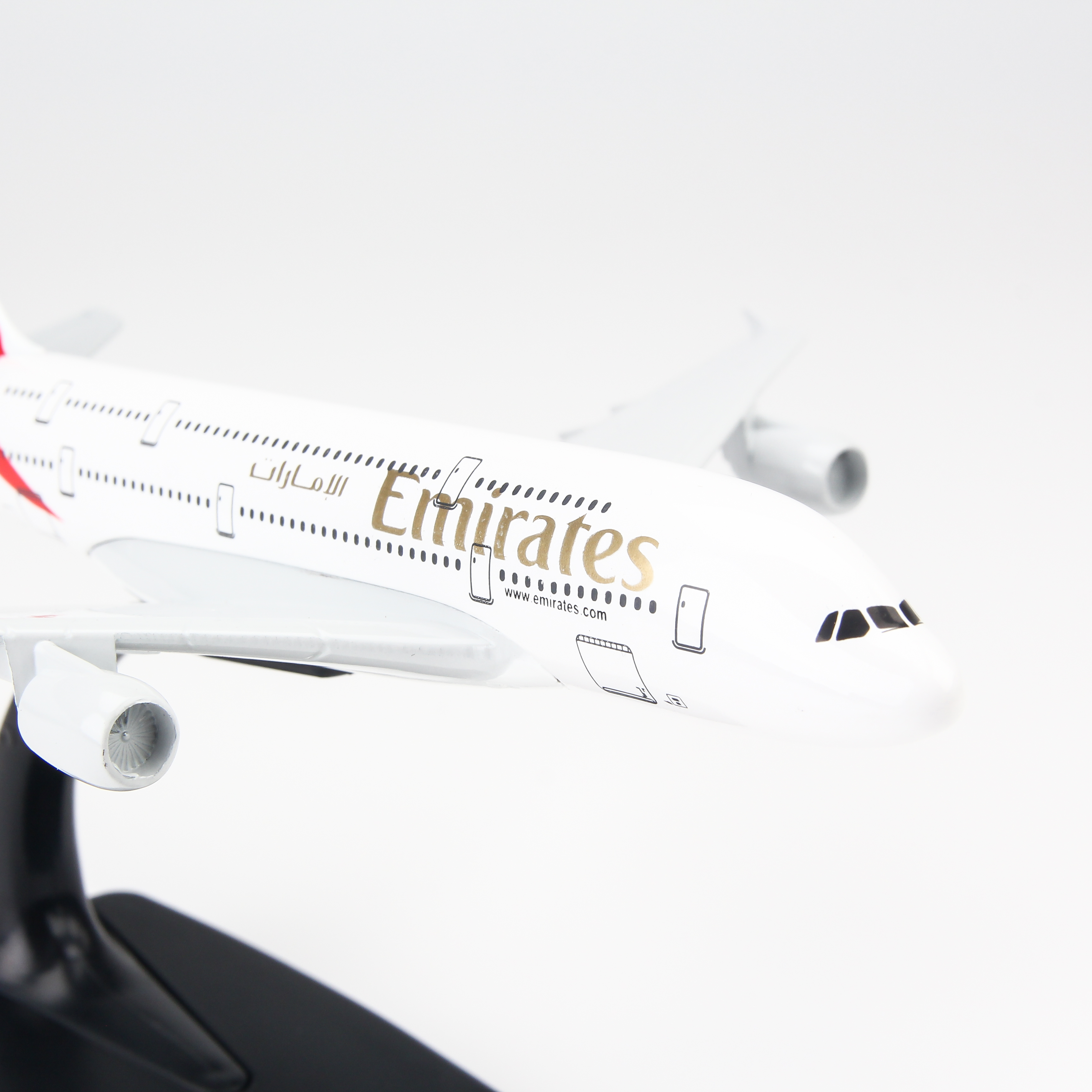 Mô hình máy bay Emirates Airlines A380 20cm AMS20