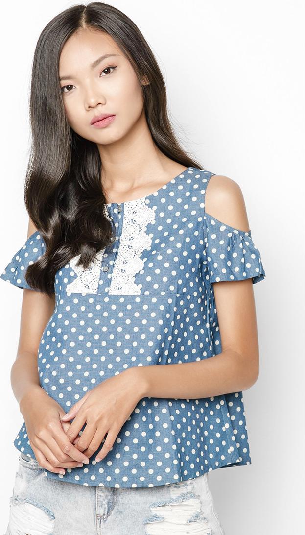 Áo phối ren tay khoét vai
