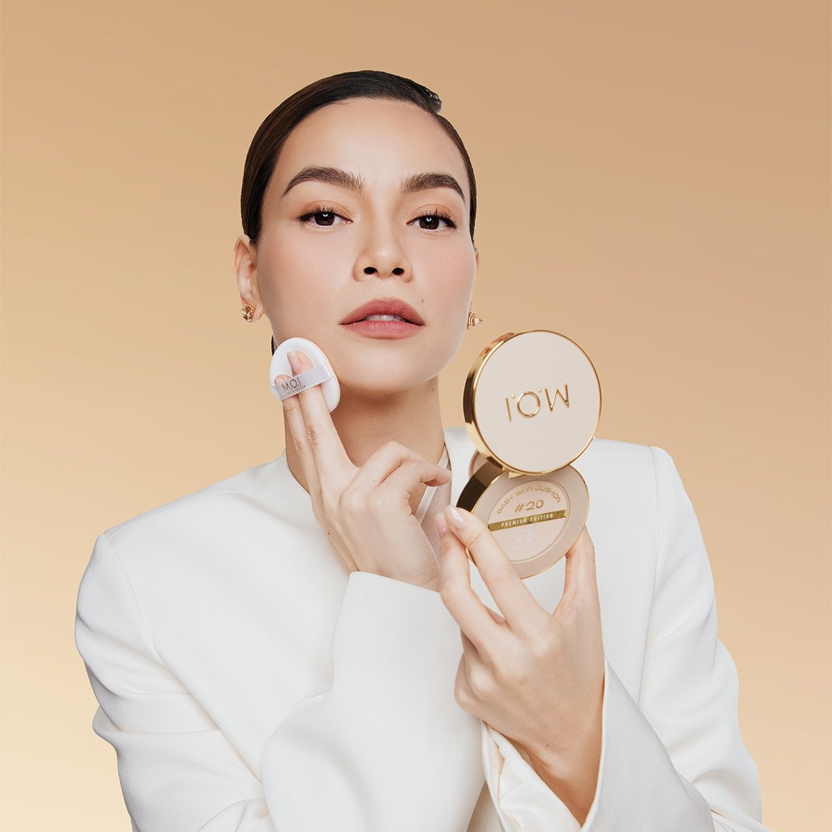 Phấn Nước PREMIUM BABY SKIN CUSHION Hồ Ngọc Hà