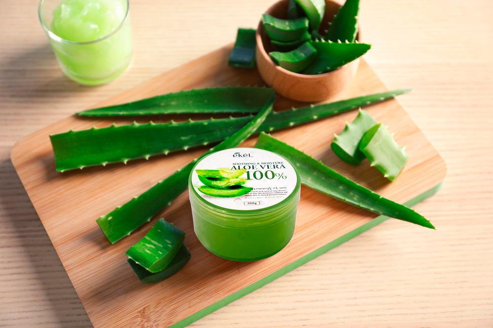 Gel Dưỡng Da Đa Năng Tinh Chất Nha Đam Ekel- Ekel Aloe Vera Soothing Gel 100%