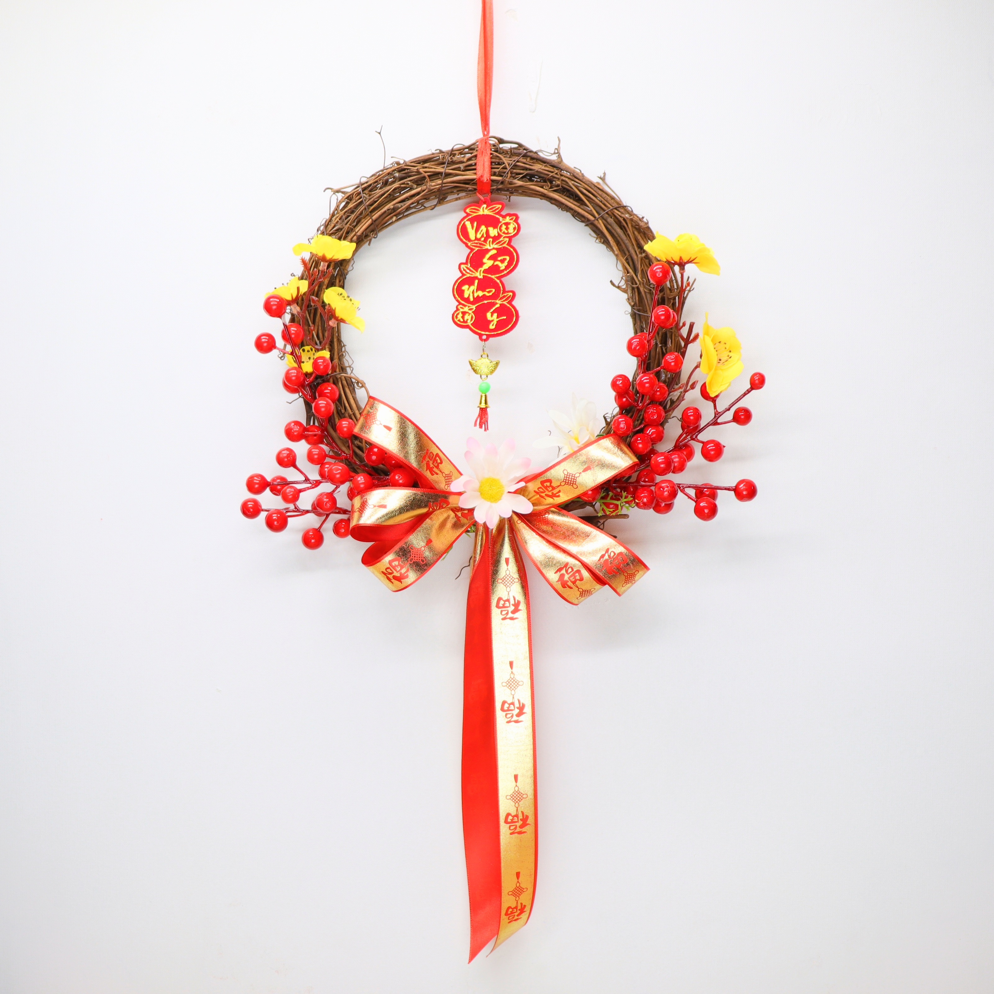 Vòng hoa tết H45, vòng quả đỏ  trang trí tặng kèm đèn