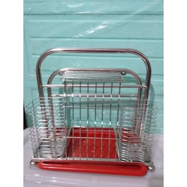 Kệ để dao thớt bằng inox không han gỉ để được mọi vị trí