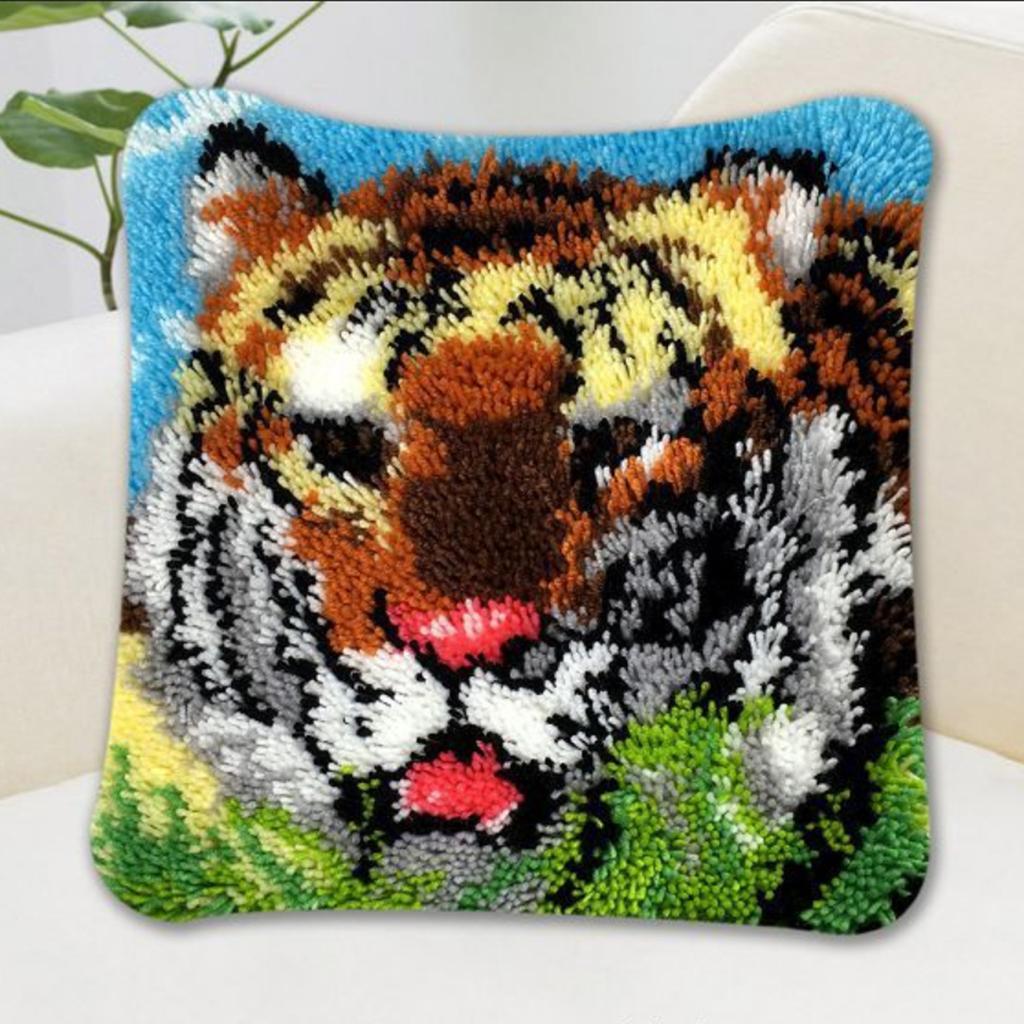 1 Set Latch Hook Rug Making Kits for Adults Tiger Pattern Cushion Embroidery