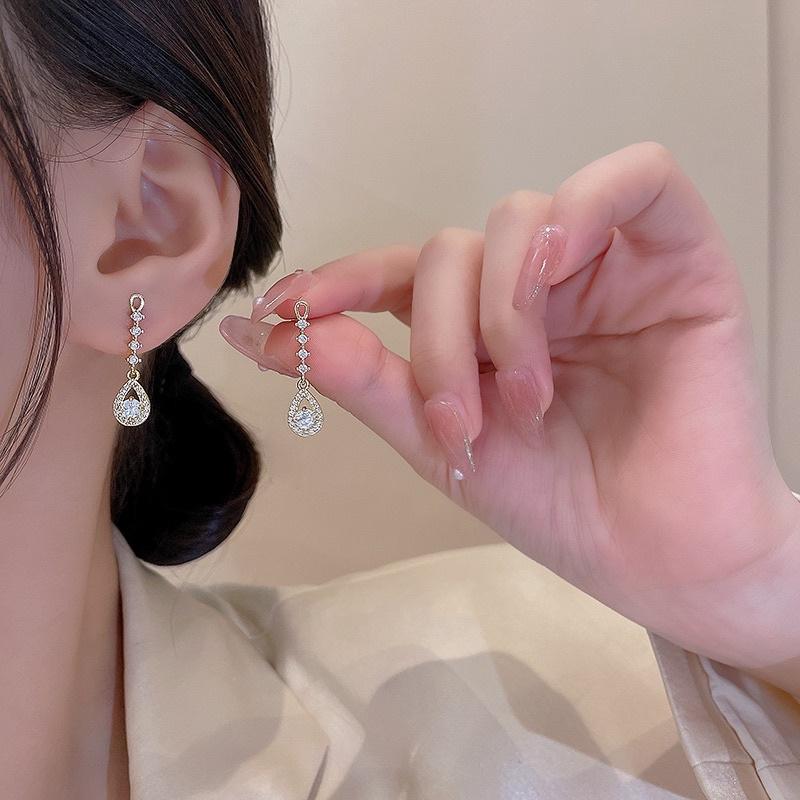 Khuyên tai bông tai nữ giọt nước thả sang đẹp Ring House