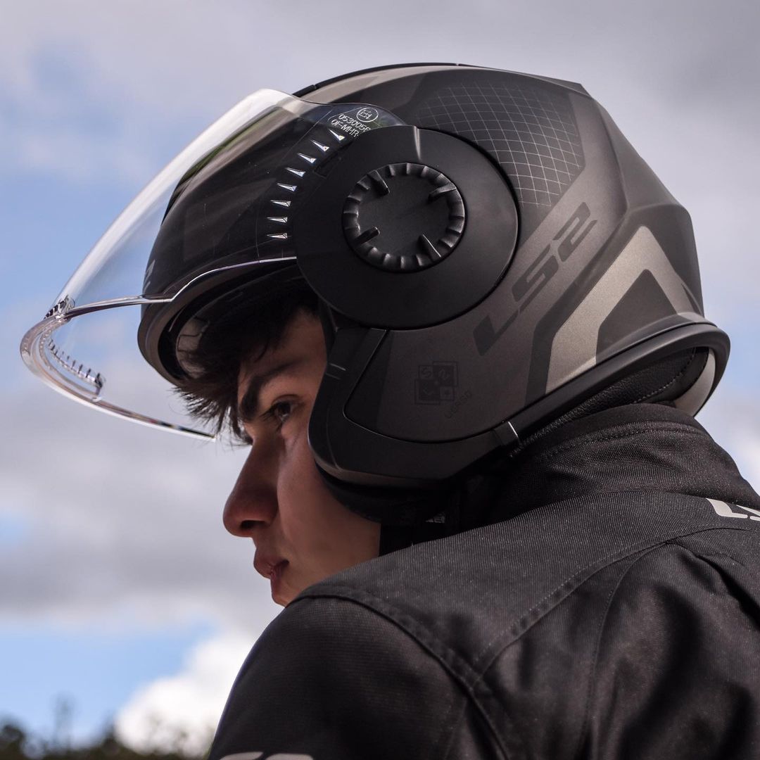 Mũ Bảo Hiểm 3/4 Hai Kính LS2 OF570 Verso