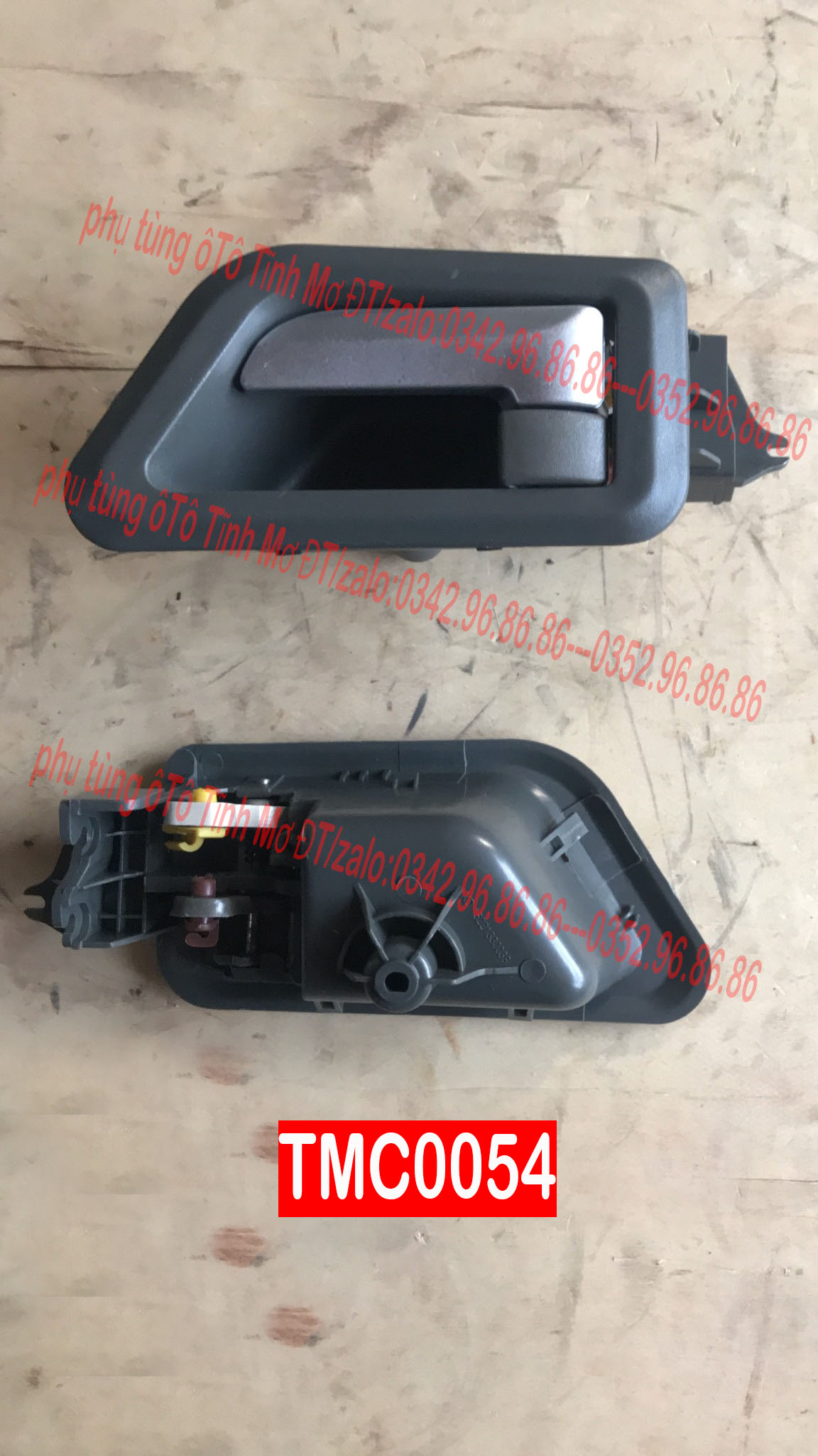 tay mở cửa trong M3000