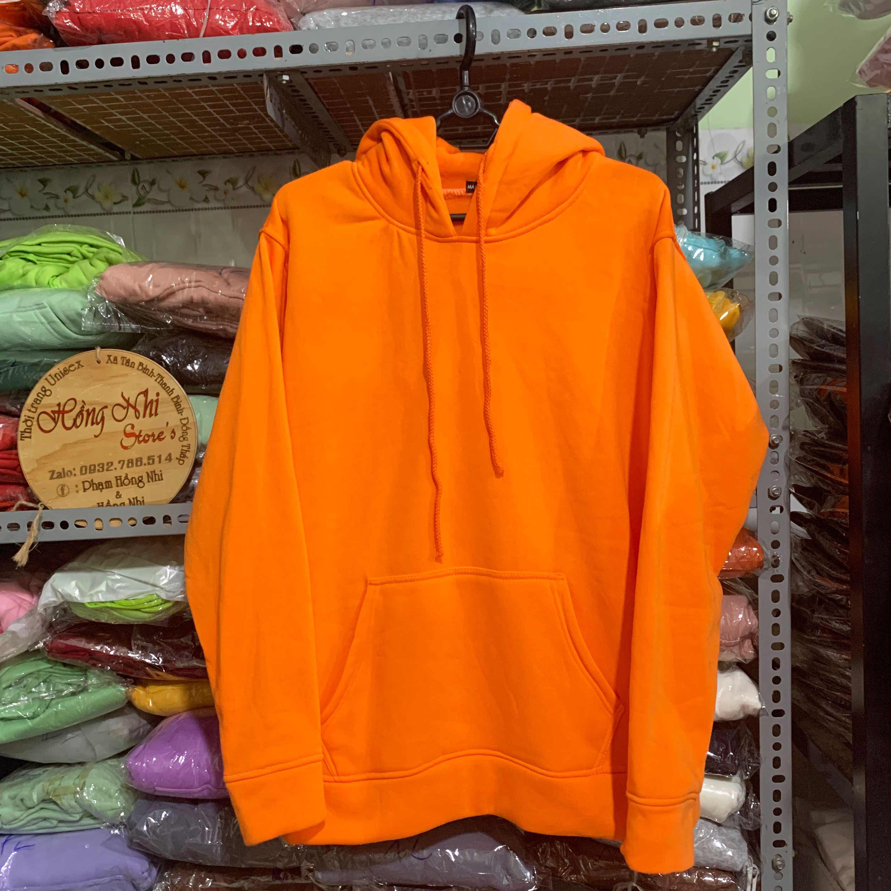 Áo Hoodie Trơn Màu Cam Cao Cấp Dáng Rộng Unisex Nam Nữ Mặc Được - MM