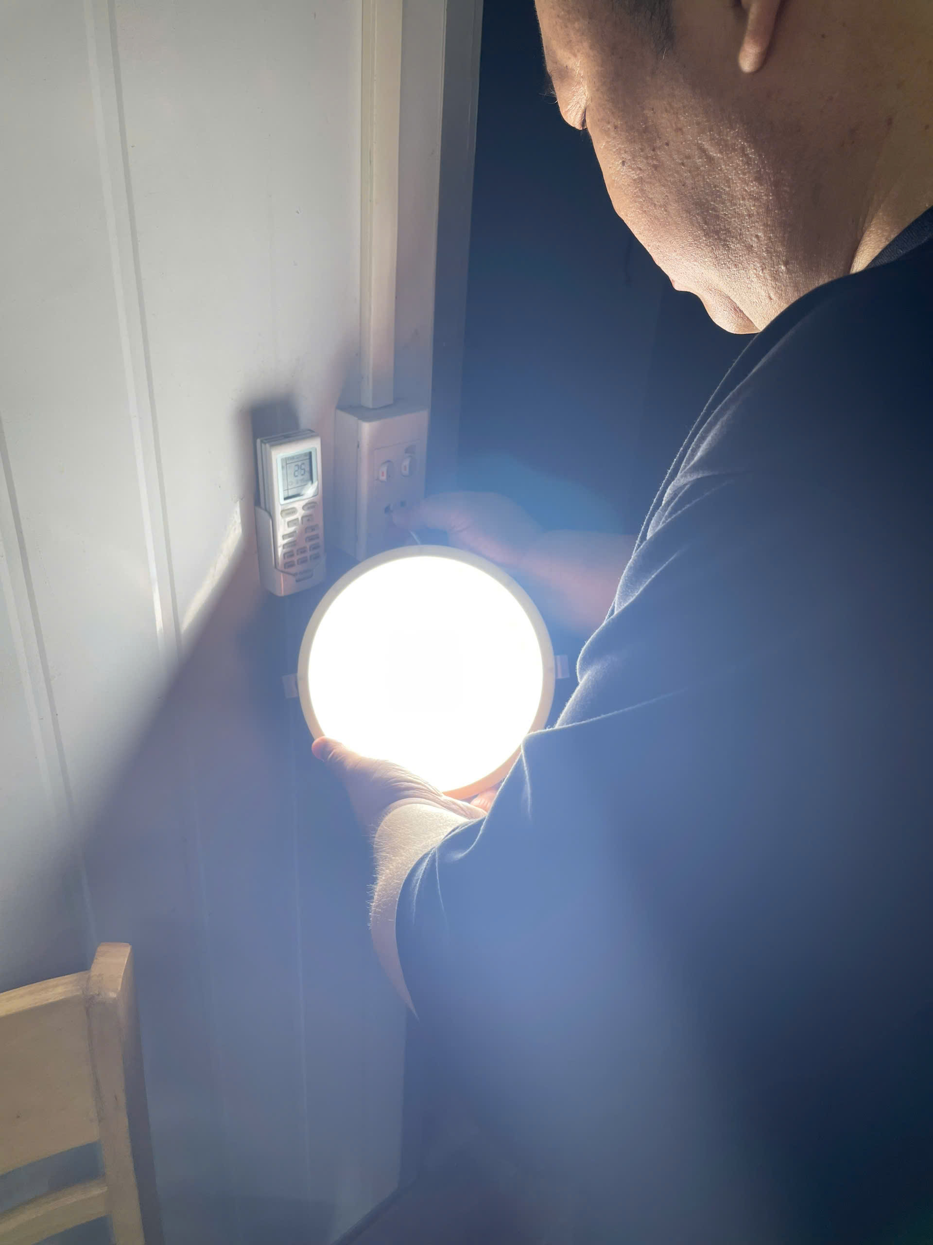 ĐÈN LED ÂM TRẦN- TIẾT KIỆM ĐIỆN 12W